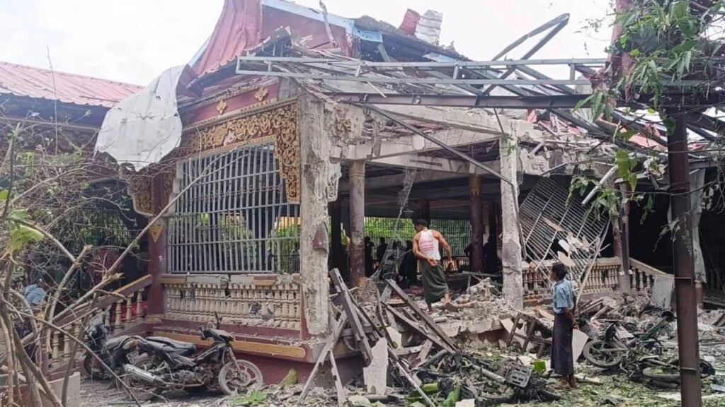 Breaking News! 
 At least 23 dead after airstrike on Buddhist monastery in Myanmar
 
Read more: 
( Source: Tim