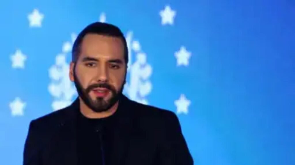Breaking News! 
 El Salvador's Bukele posts Mexico 'clarification' over cocaine plane row
 Salvadoran leader N
