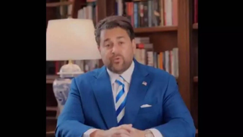Breaking News! 
 Nick Adams: Internet can't believe Trump nominated 'MAGA troll' to be Malaysia ambassador
 
R