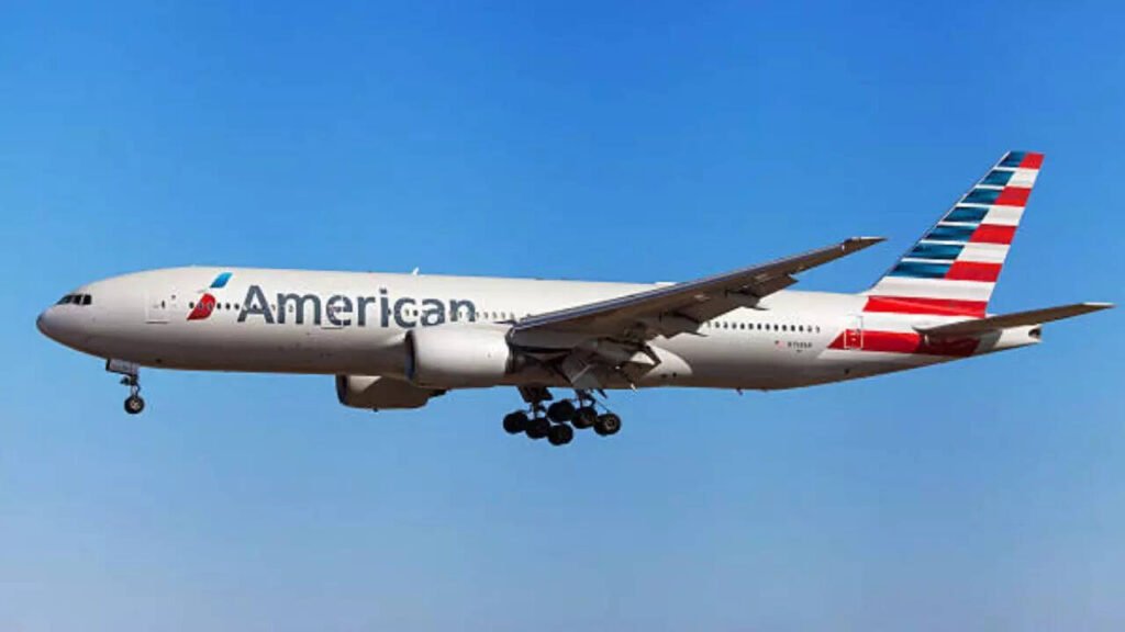 Breaking News! 
 RIP: American Airlines flight diverted after passenger snoops on seatmate's condolence messag
