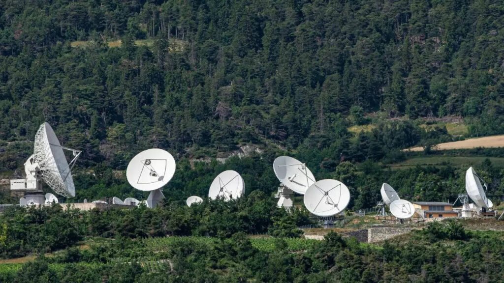 Breaking News! 
 Starlink outage: Internet down in US and abroad; Musk says ‘sorry, won’t happen again’
 
Read