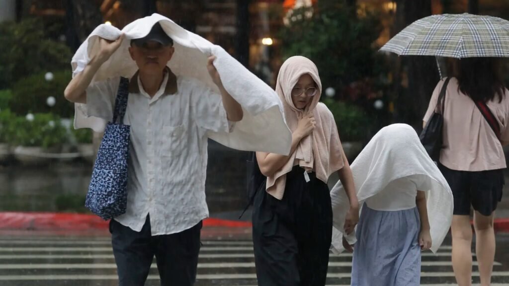 Breaking News! 
 Typhoon Danas hits Taiwan: 2 killed, hundreds injured; international flights cancelled
 Typho