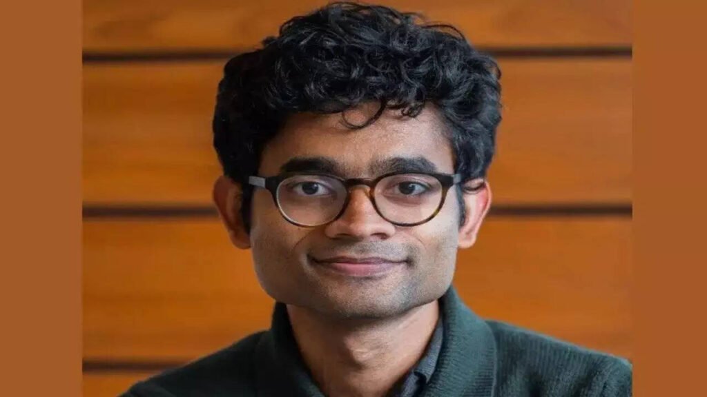 Breaking News! 
 Who is Varun Mohan? Indian-origin CEO of Windsurf faces backlash after quitting startup for G