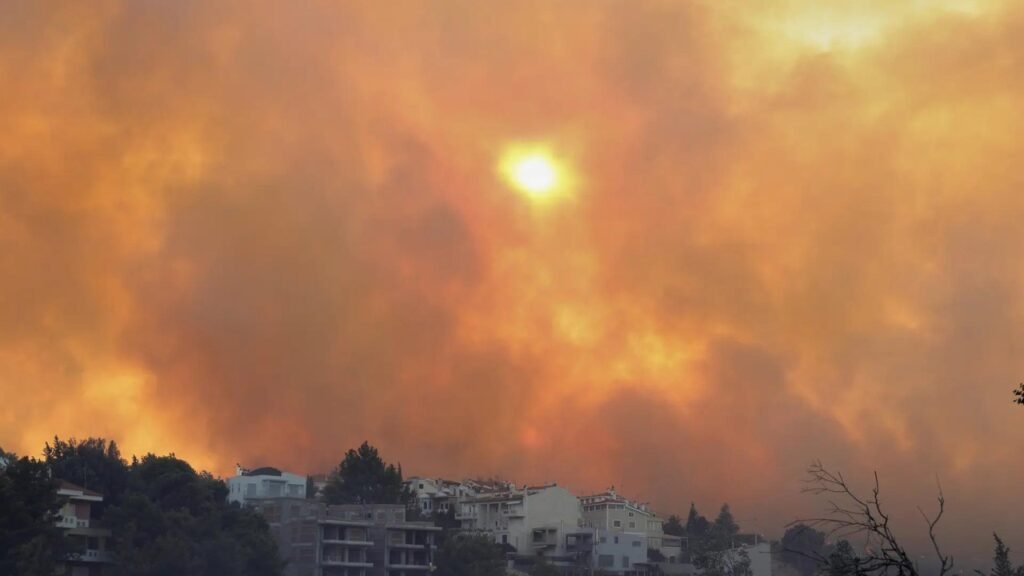 Breaking News! 
 Wildfire burns through northern suburb of Greece's capital Athens and residents are told to e