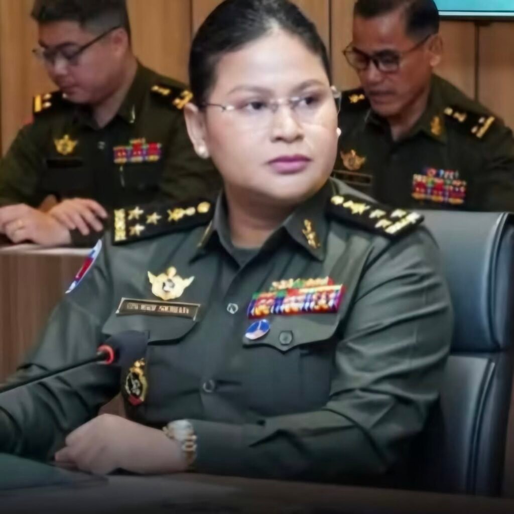Cambodian spokesman says Thailand used cluster bombs to attack Cambodia