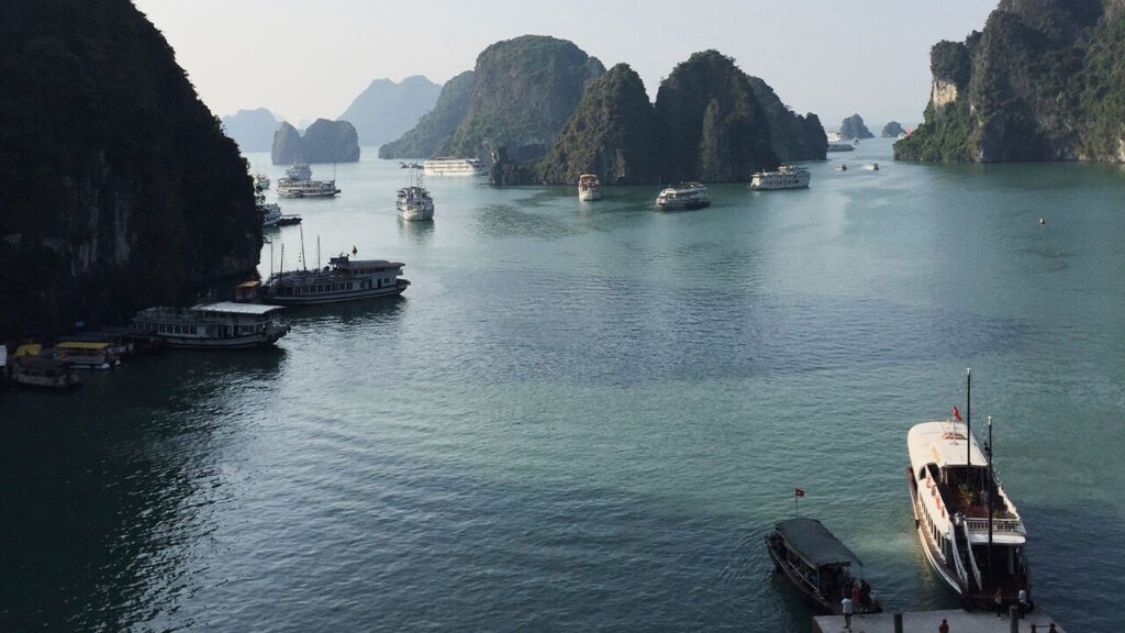 Cruise Ship Capsizes in Vietnam's Ha Long Bay, Leaving 28 Dead and 14 Missing
 July 19, 2025
 Ha Long Bay, Qu