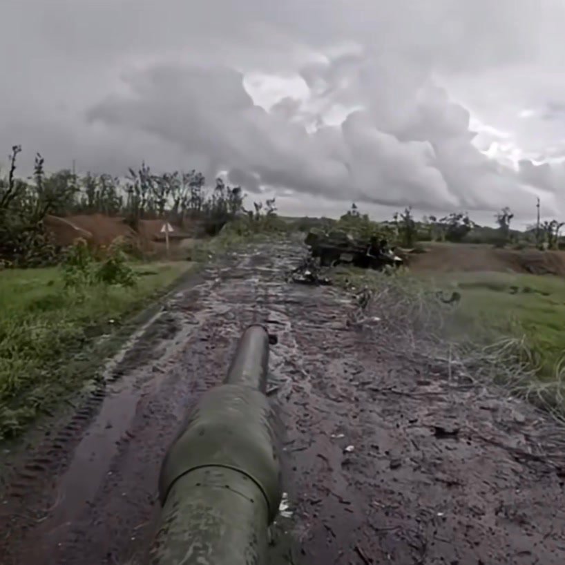 German tanks in Ukraine hunted by Russian drones"},"is_text_only_story":false,"id":"UzpfSTYxNTY1Mzc4NjEwNTY2Oj