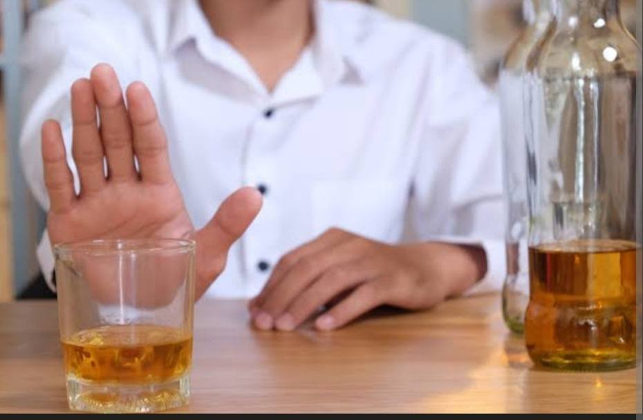 HEALTH TIPS  

Here's what happen to your Liver when you quit Drinking Alcohol.

When you stop drinking Alcoho