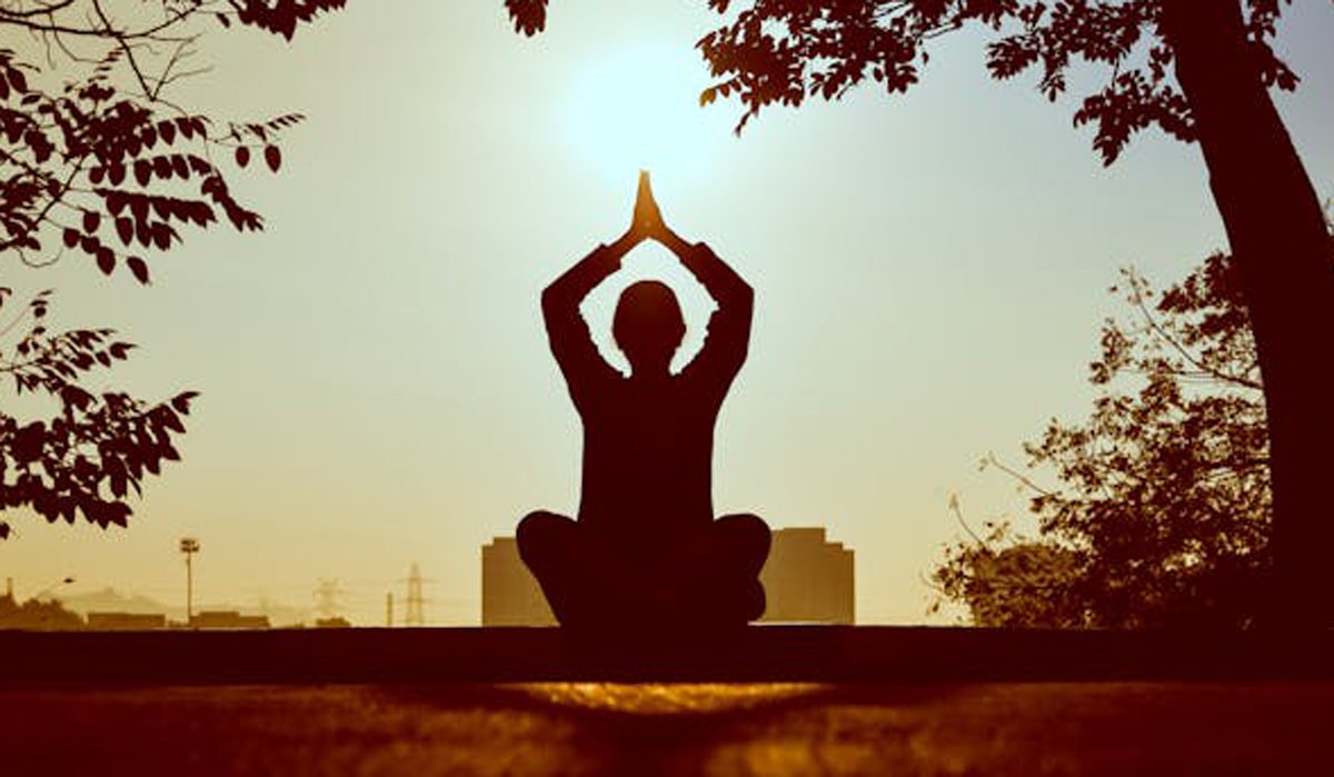 5 easy home remedies to prevent joint pains during monsoon