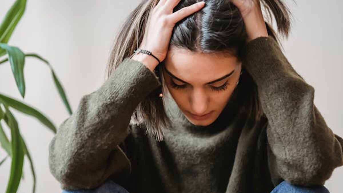 Is migraine affecting your sleep? Avoid these 5 trigger foods